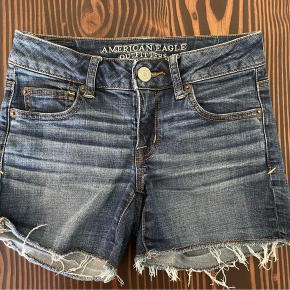 3/$30 American Eagle Shorts Size 0 - Picture 12 of 14